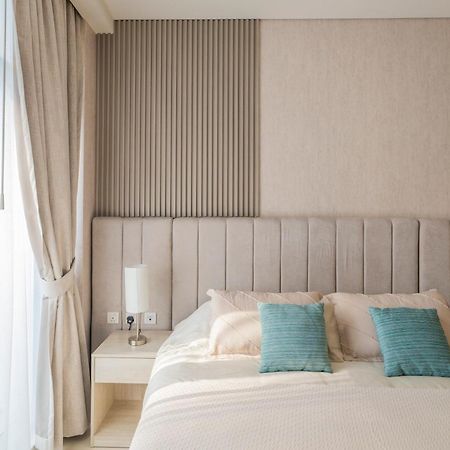 Studio With Pool And Private Beach Access On Palm Jumeirah Dubai Bagian luar foto