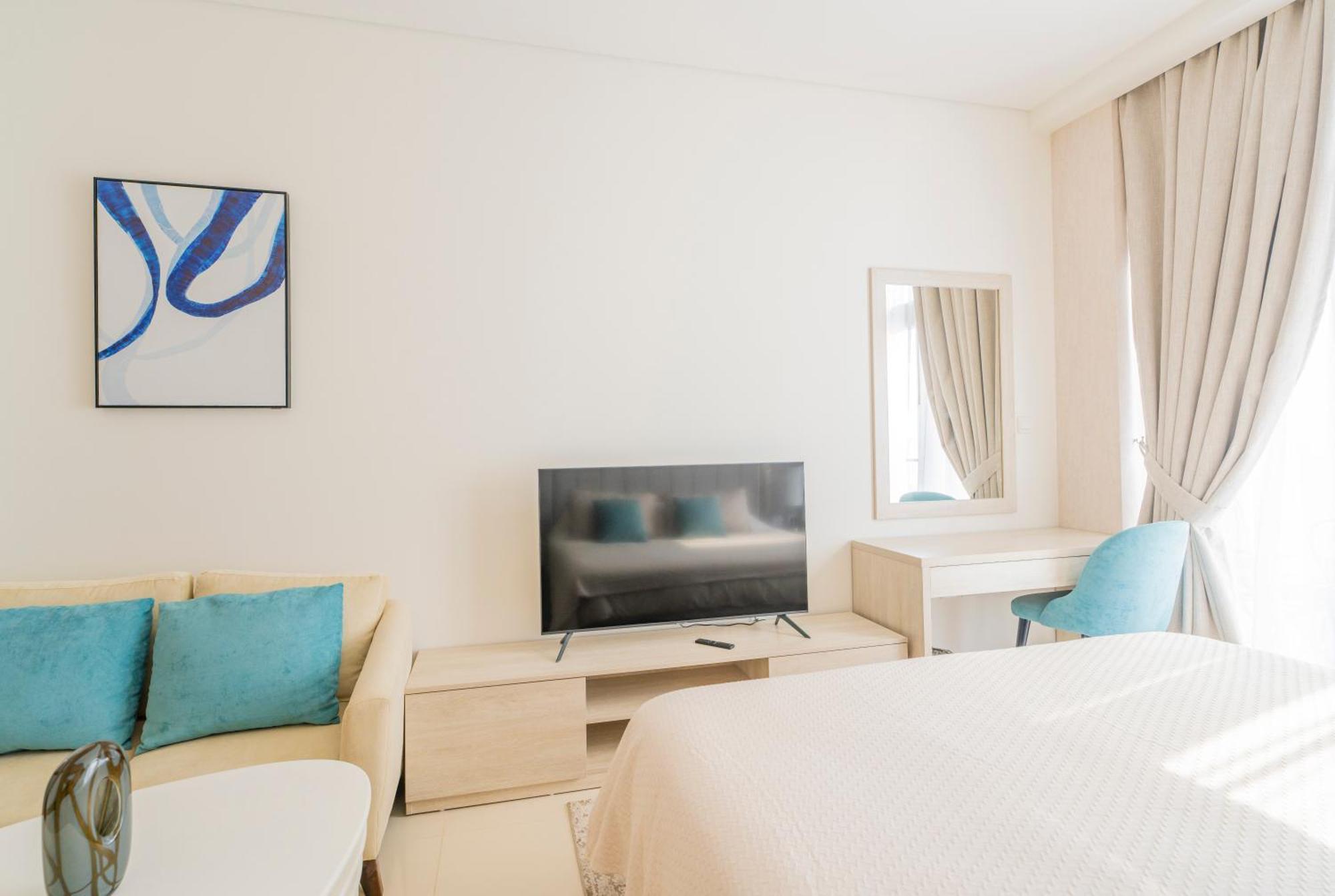 Studio With Pool And Private Beach Access On Palm Jumeirah Dubai Bagian luar foto