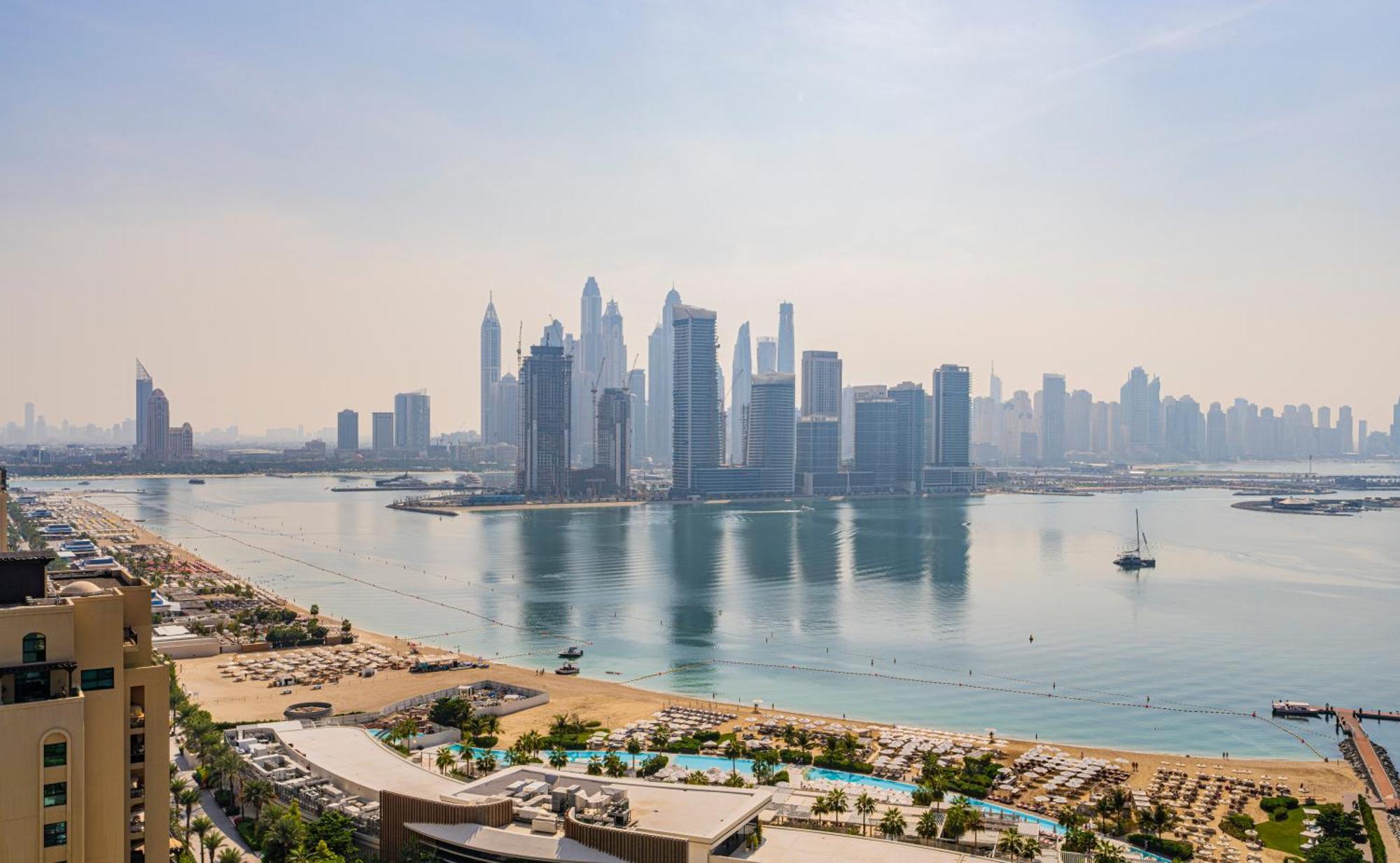 Studio With Pool And Private Beach Access On Palm Jumeirah Dubai Bagian luar foto