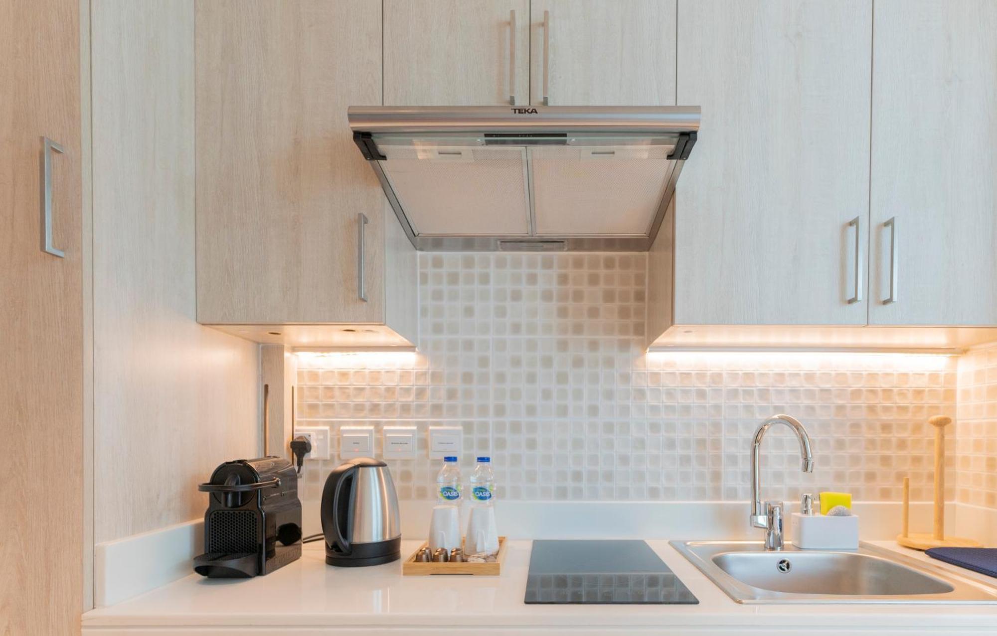 Studio With Pool And Private Beach Access On Palm Jumeirah Dubai Bagian luar foto